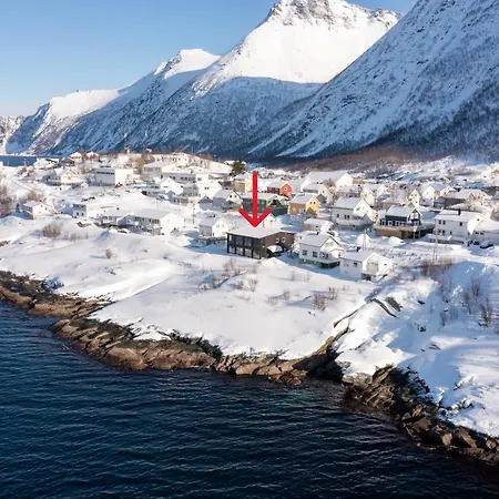Апартаменты Storm Senja Living Appartments - Kristian Isaksen Suite